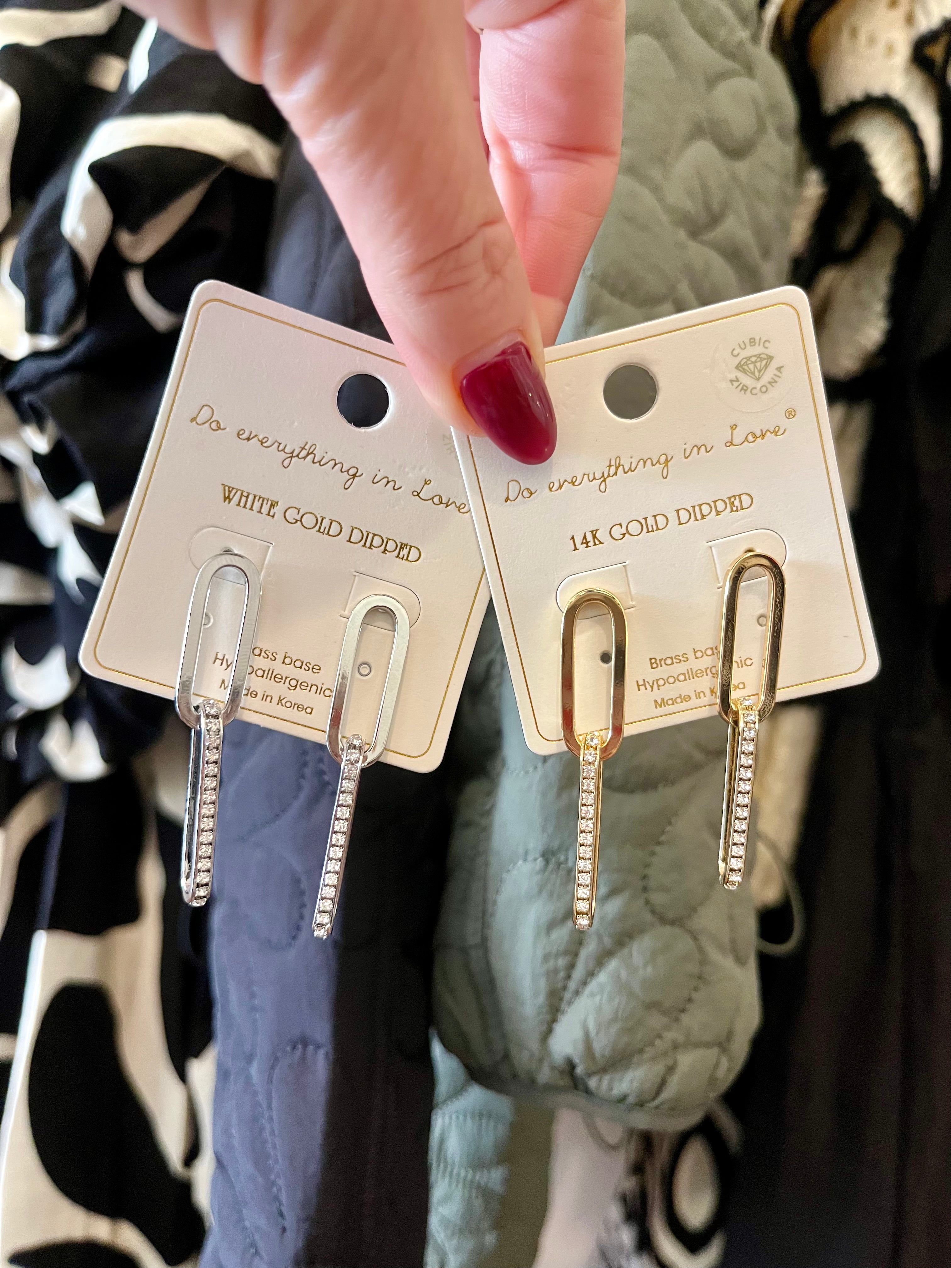 Linked Narrow Hoops Earrings