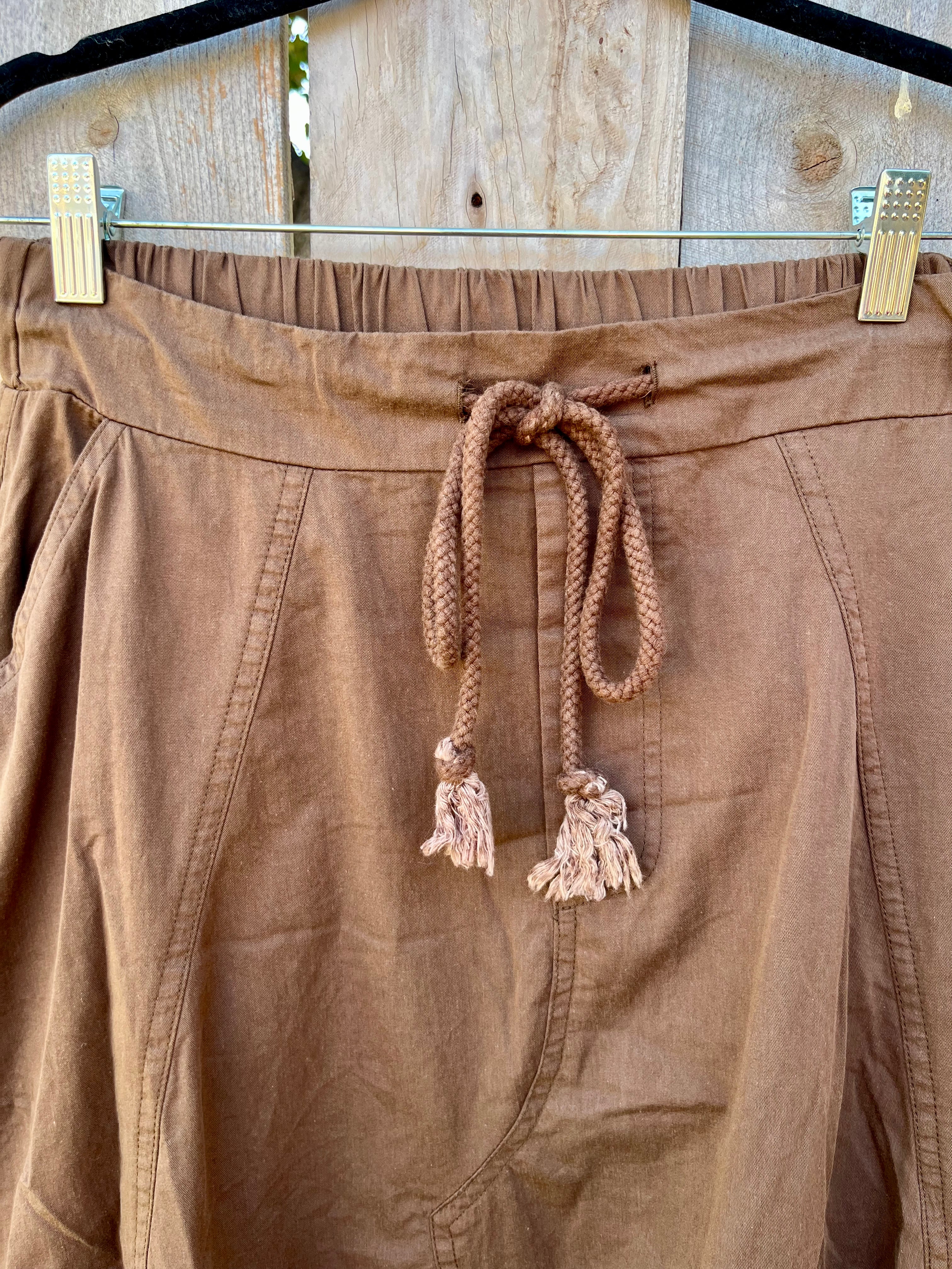 Benni Balloon Hem Skirt