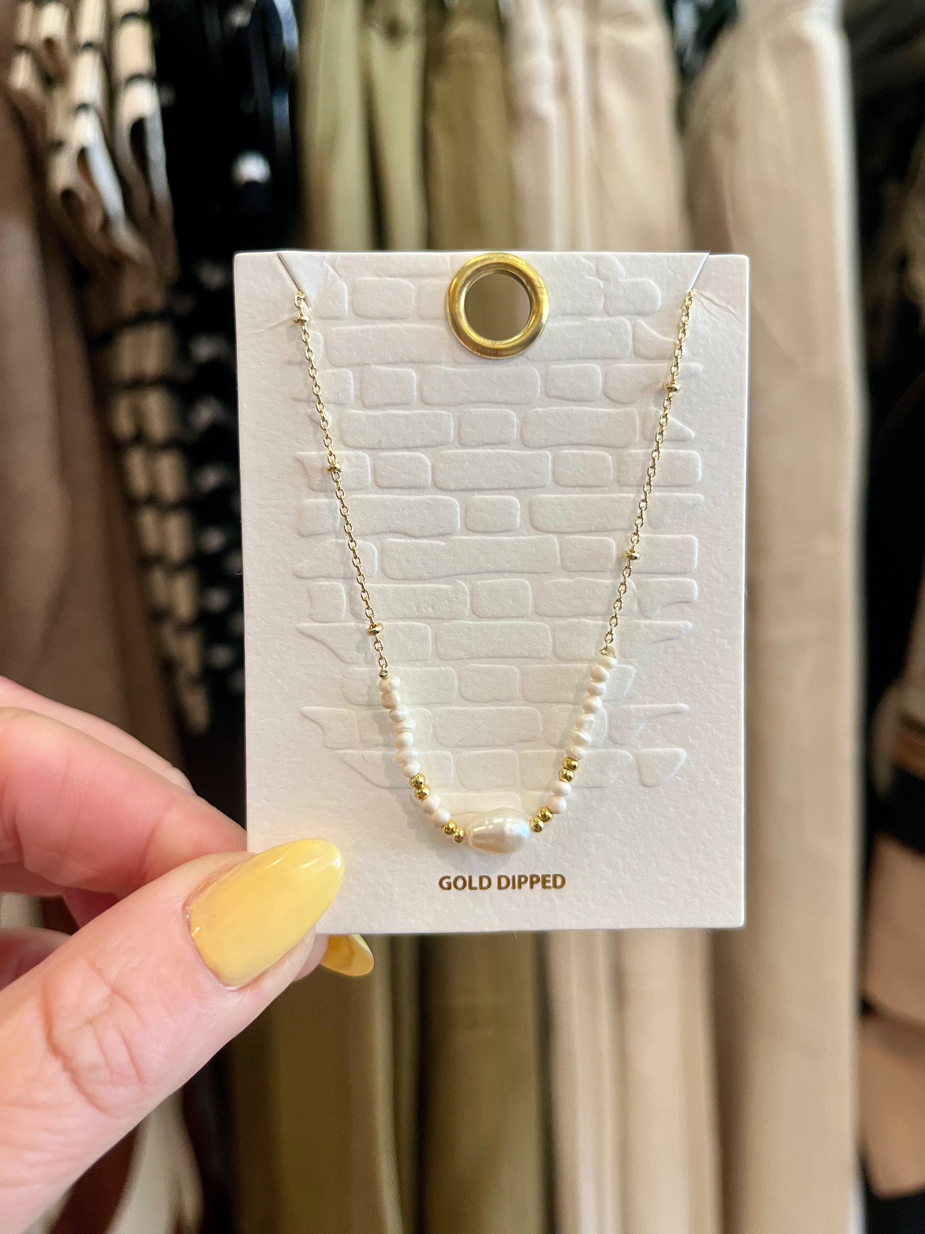 Fiona Fresh Water Pearl Necklae